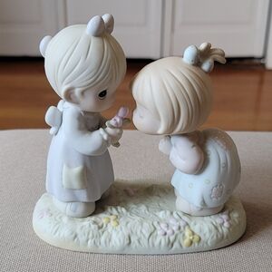 PRECIOUS MOMENTS Good Friends are Forever Statue (Butterfly Stamp, 1989)